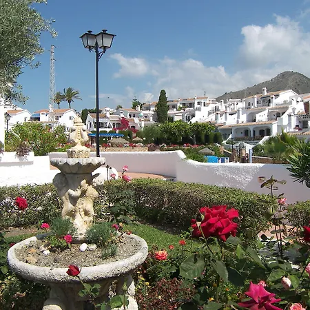 Villas-capistrano * Nerja